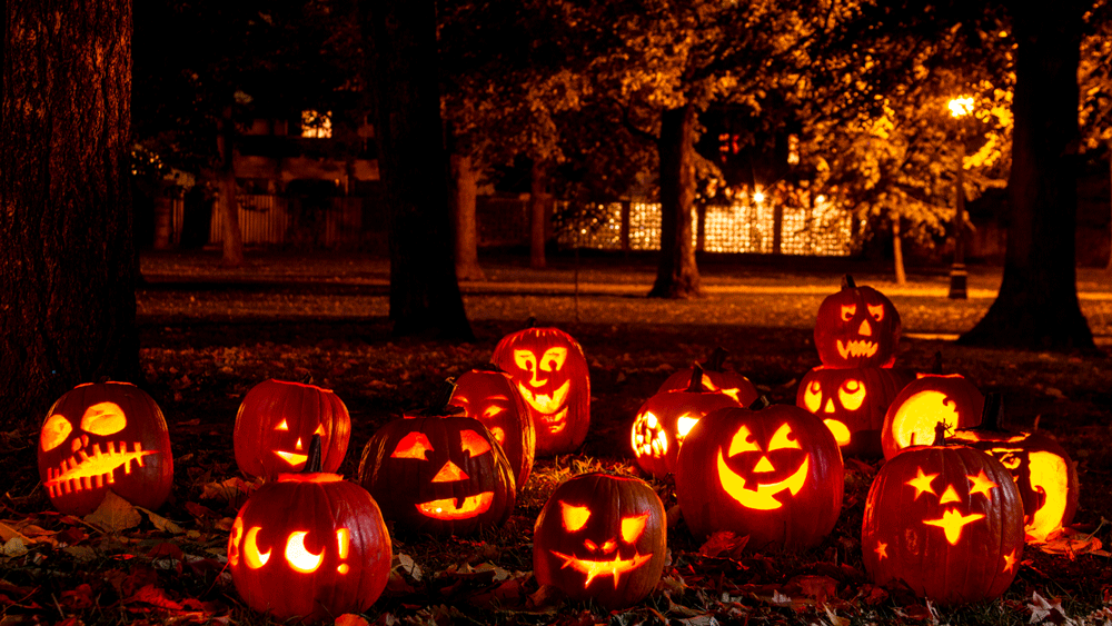 Halloween scary pumpkins candles